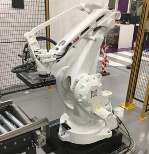 Robot paletizador con garra succionadora personalizada